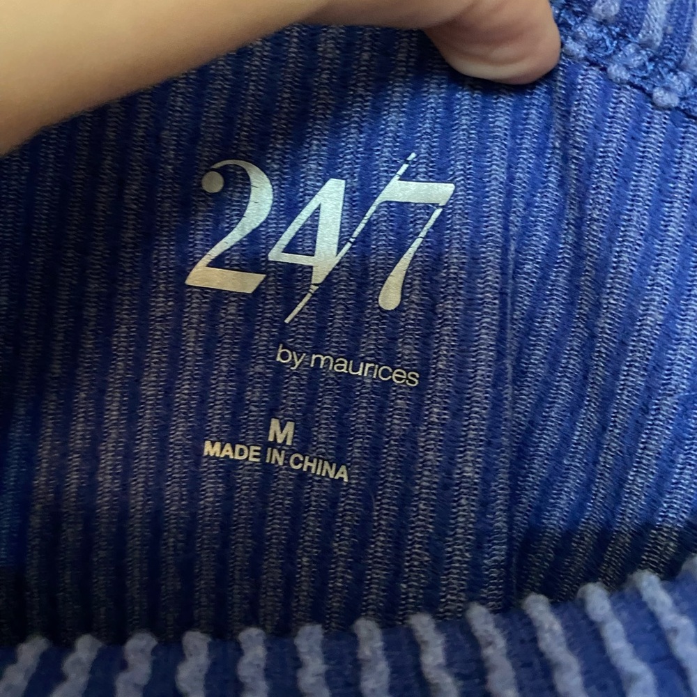Maurices Royal Blue Long Sleeve T - Picture 2 of 4